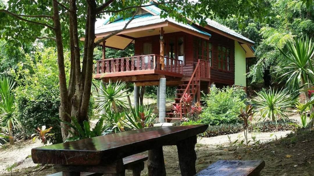 Koh Phaluay Eco Resort Сураттхани Экстерьер фото